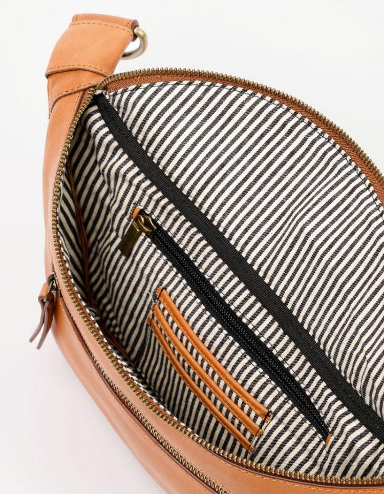 Drew Bum Bag soft grain leathe Wild Oak
