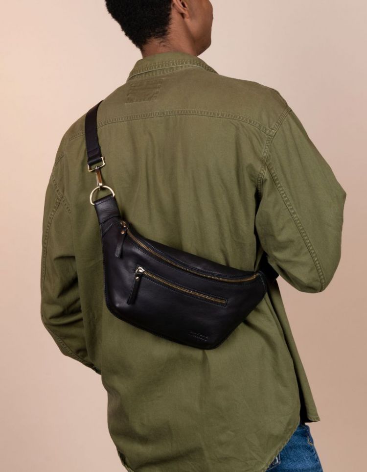 Drew Bum Bag soft grain leathe Black