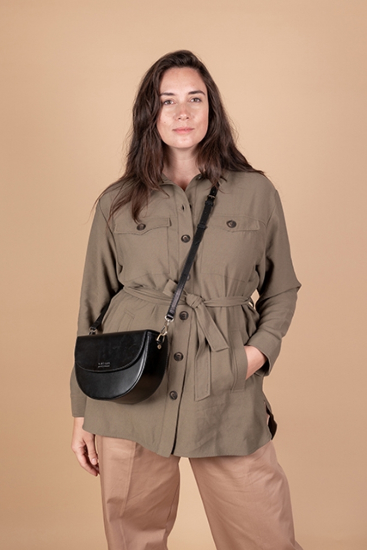 Ava Classic leather Black
