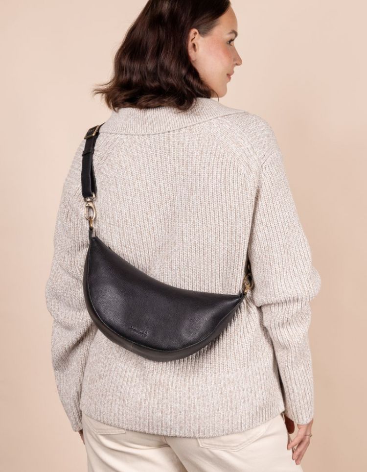 Leo Soft Grain Leather Black