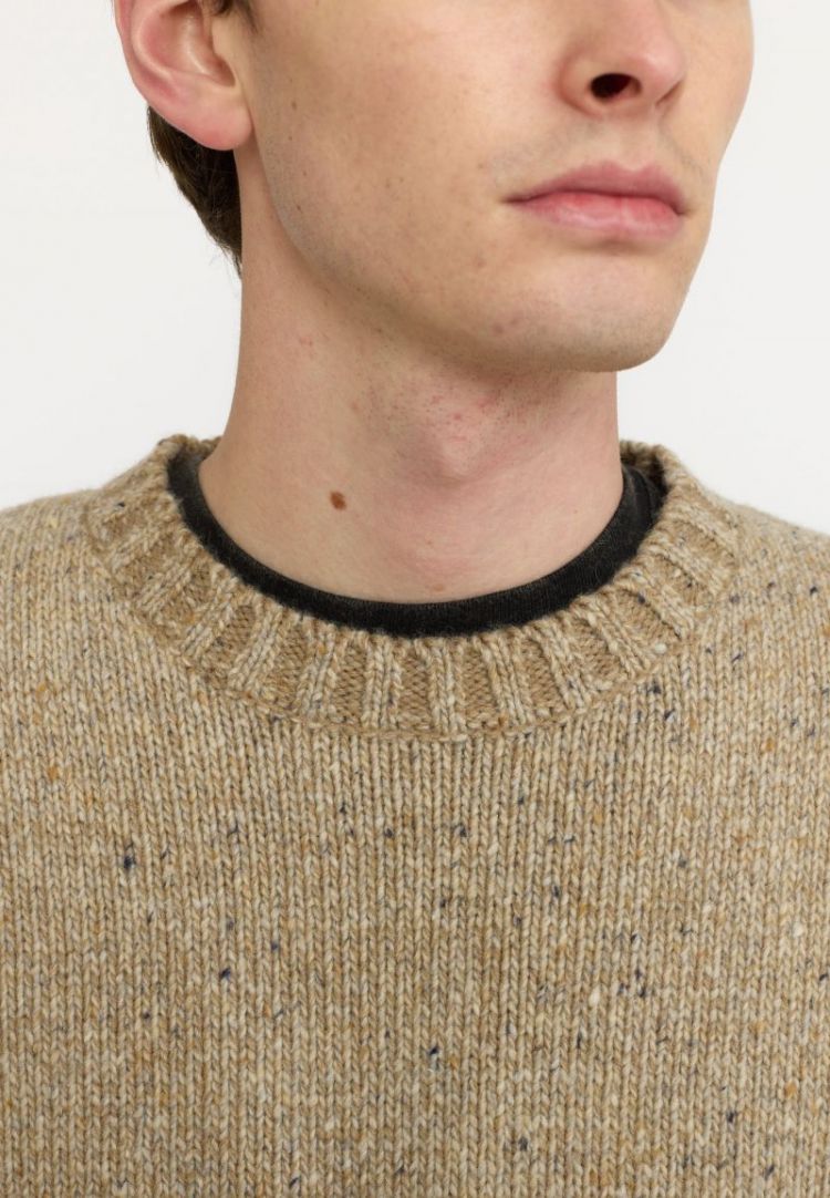 Knit sweater off-white