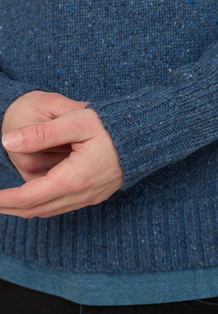 Knit sweater Blue