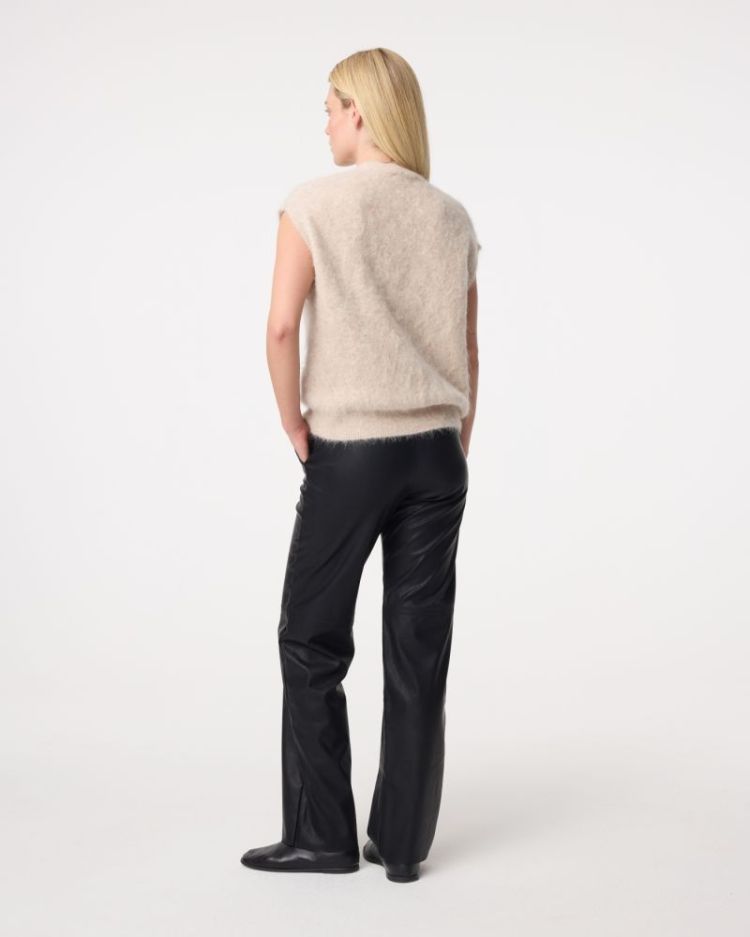 262P046 260-Creme