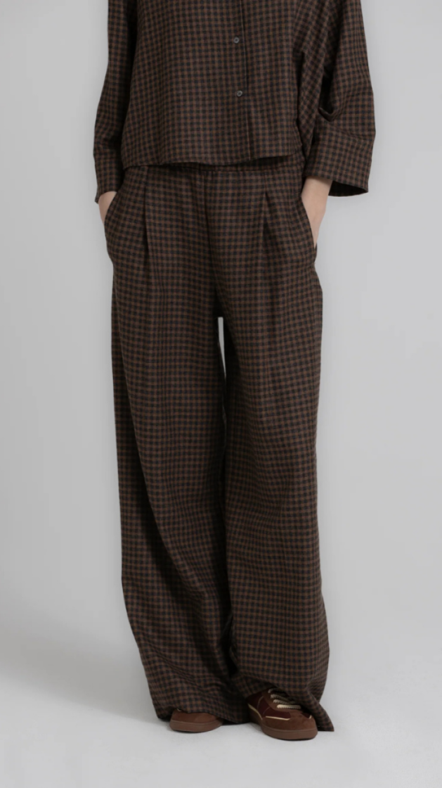 SUPER 626 239-Toffee