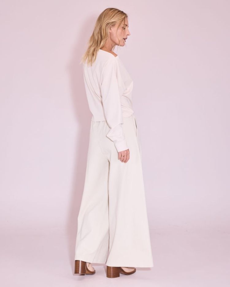 JOANNA 032-Chalk White