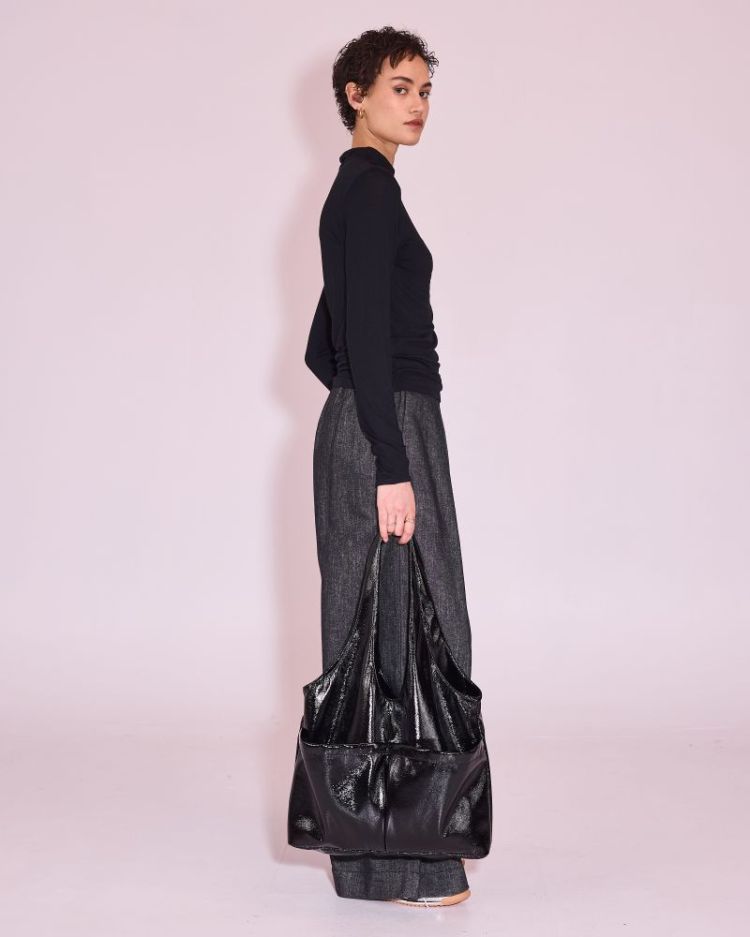 JUSTA 999-Black