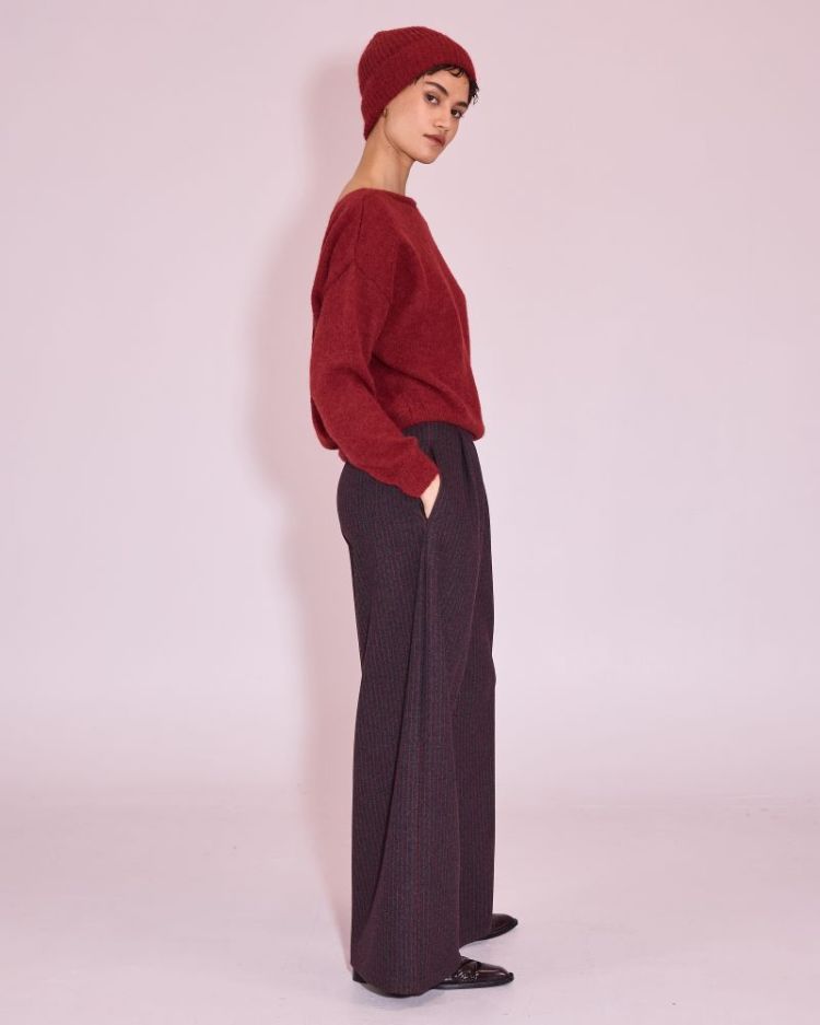 EGBERT 335-Bright Red 