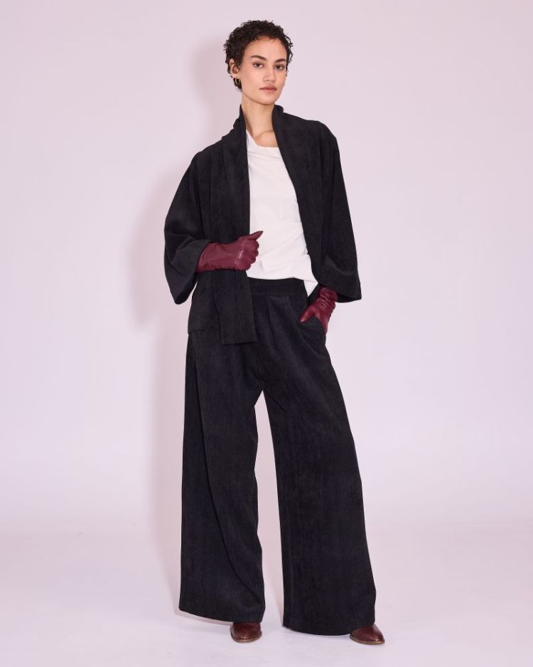 EGBERT 999-Black