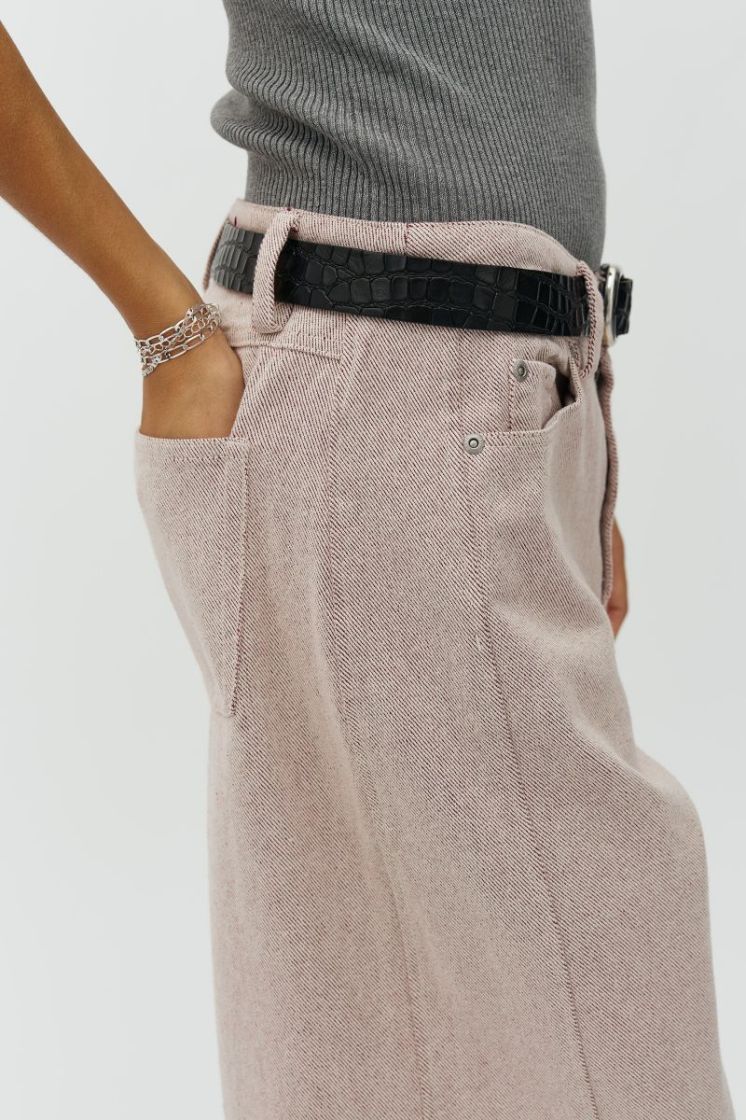 Bowa-M, Stellani Y22-Light Berry